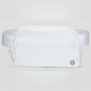 Lululemon 1L Belt Bag - White